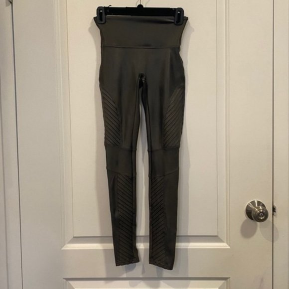 Spanx Faux Leather Moto Leggings in Color Gunmetal - Picture 5 of 6
